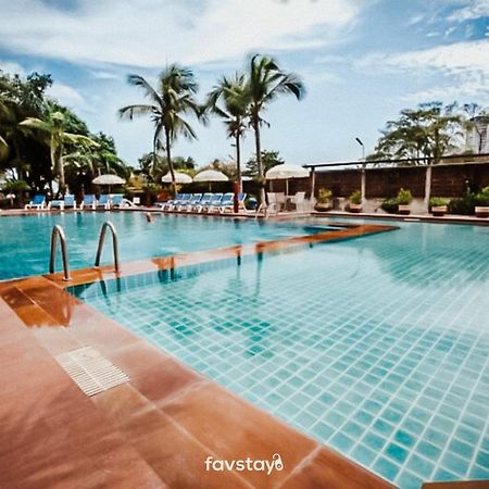 Twin Palms Suites And Residence 파타야 외부 사진