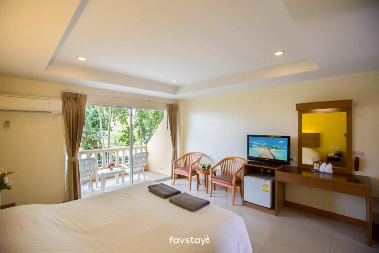 Twin Palms Suites And Residence 파타야 외부 사진