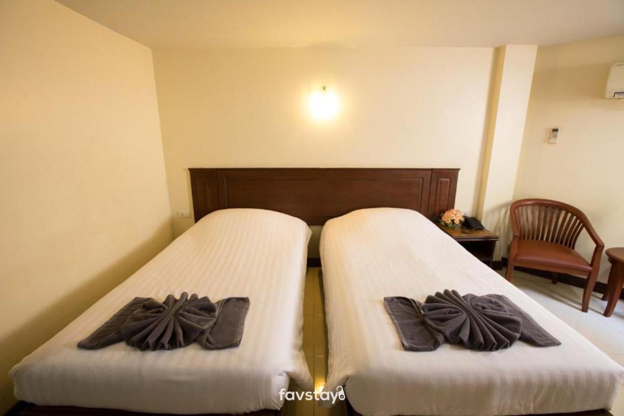 Twin Palms Suites And Residence 파타야 외부 사진