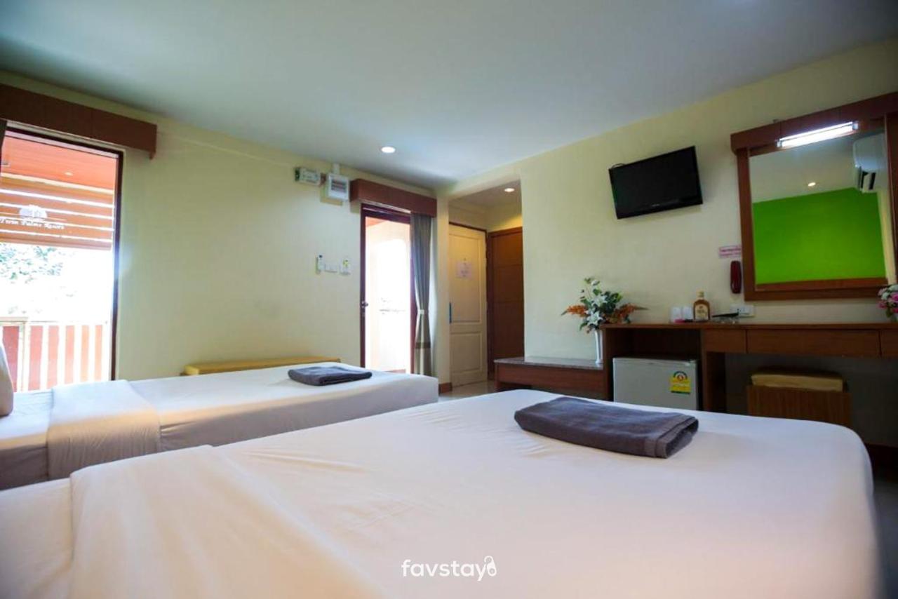 Twin Palms Suites And Residence 파타야 외부 사진