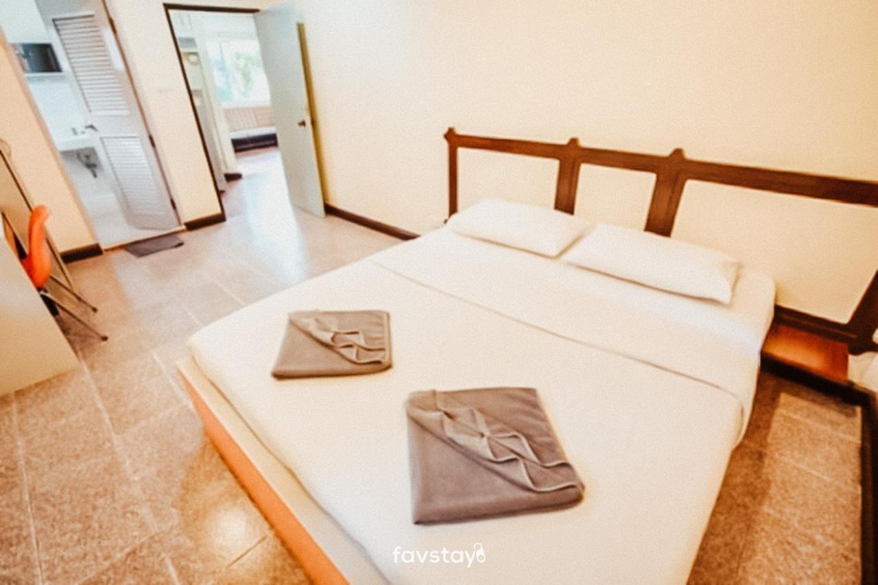 Twin Palms Suites And Residence 파타야 외부 사진